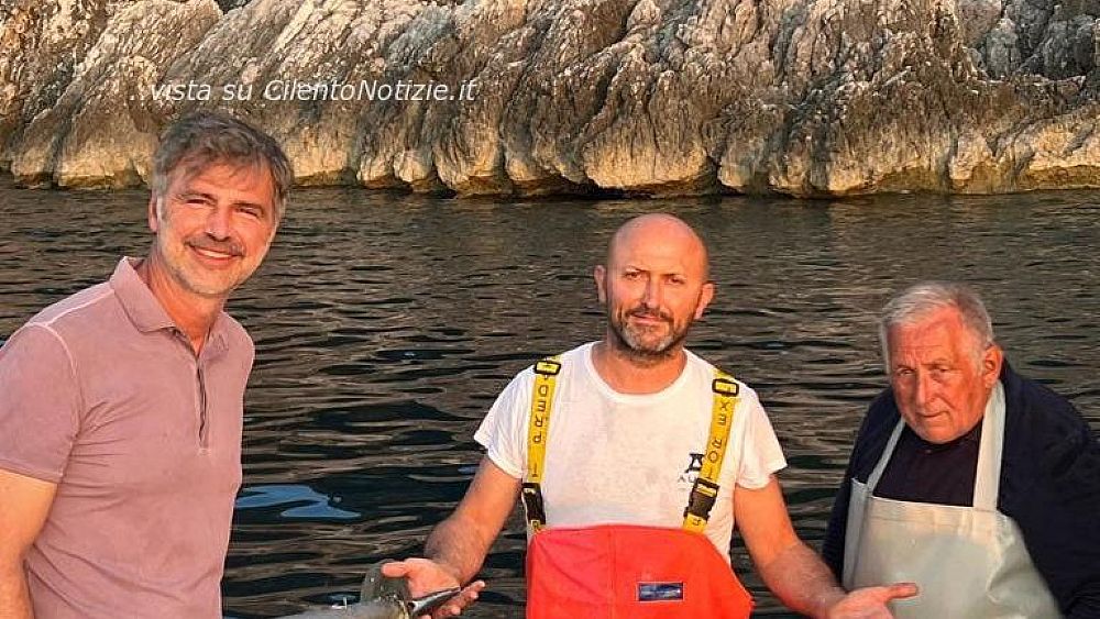 18082023 azzurro storie di mare