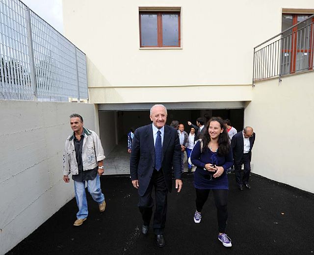 18092013 alloggi salerno rufoli