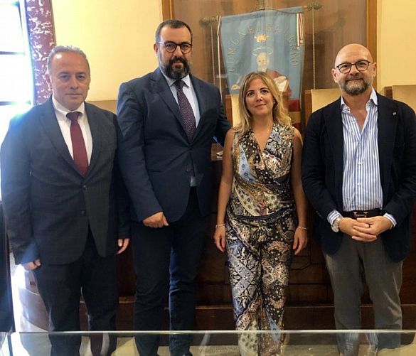 18092019 Confcommercio salerno presenta il corso gratutito di Inglese