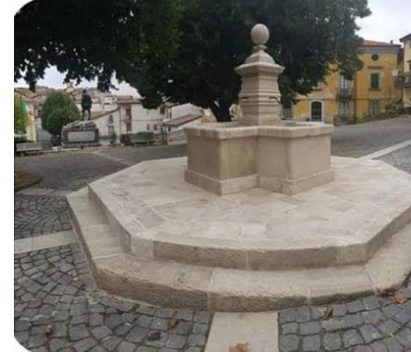 18092020 FONTANA DEL XVI SECOLO RESTAURATA A SICIGNANO DEGLI ALBURNI IN PROVINCIA DI SALERNO