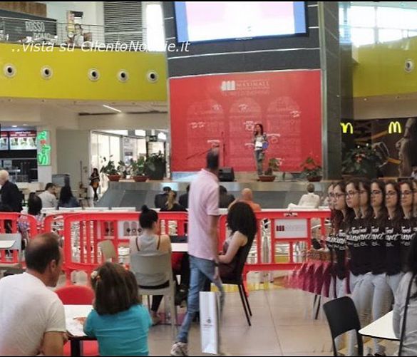 18102018 maximall pontecagnano concerti