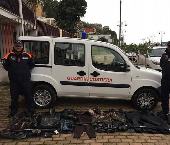 18112016 guardia costiera sequestro sub