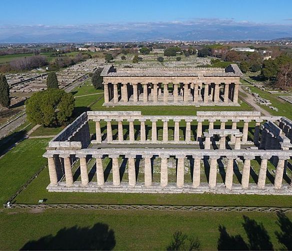 18112017 Paestum   area archeologica   veduta aerea