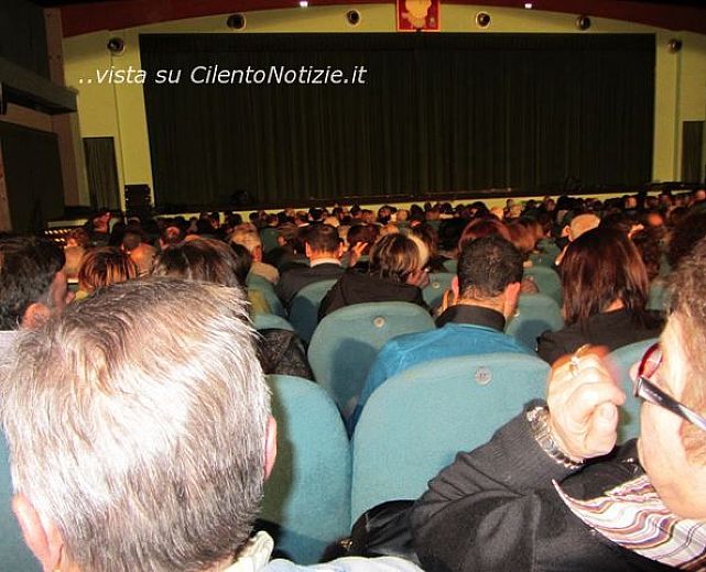 18122013 teatro provvidenza vallo 18122013 teatro provvidenza vallo