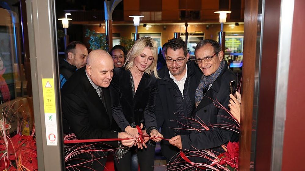 18122019 taglio nastro mcdonalds