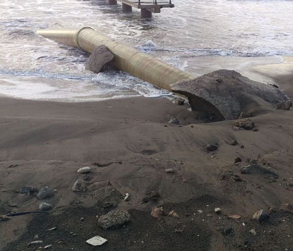19012018 scarico in mare capaccio paestum