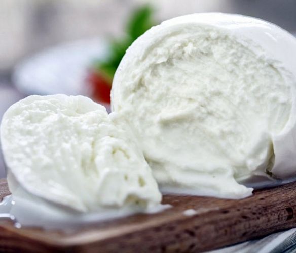 19042017 mozzarella paestum