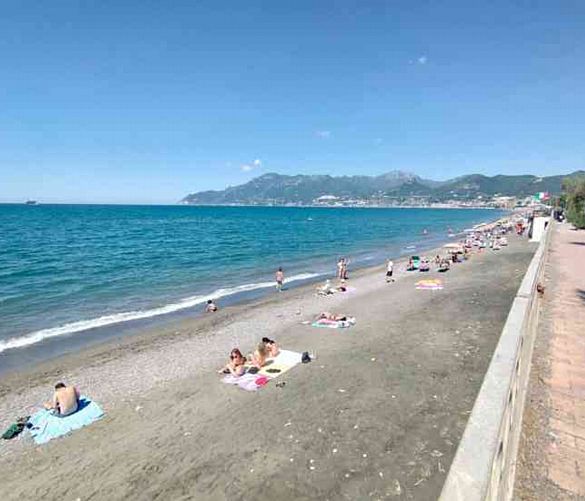 19052025 spiaggia salerno