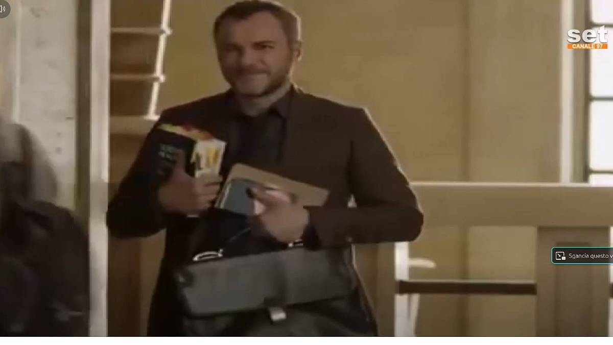 Avvocato Malinconico, al via i casting a Salerno: anticipazioni sulla terza stagione della serie con Massimiliano Gallo
