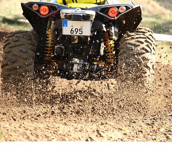 19072016 quad in spiaggia