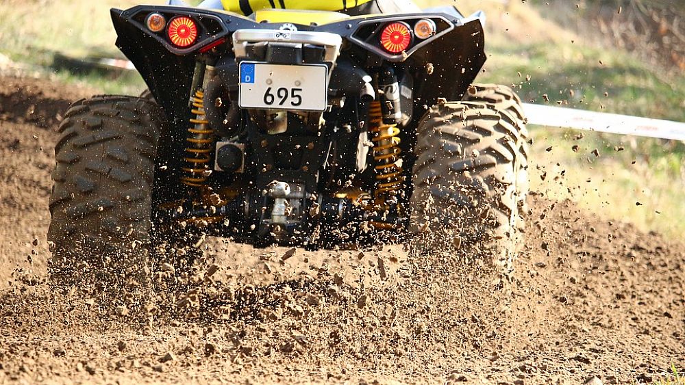 19072016 quad in spiaggia