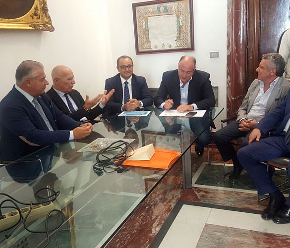 19102019 Firma protocollo Cemec 4