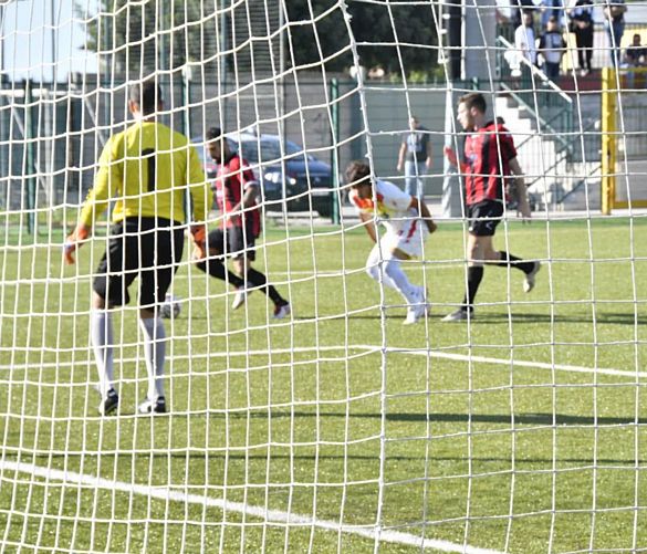 19102019 rete porta calcio