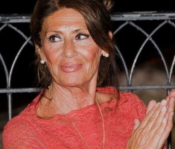 19112020 Sindaco ff Luisa Maiuri foto Castellabate SA