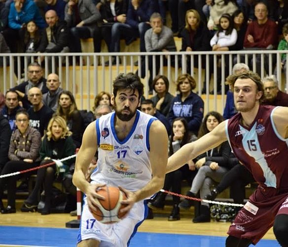 20012017 basket agropoli partita