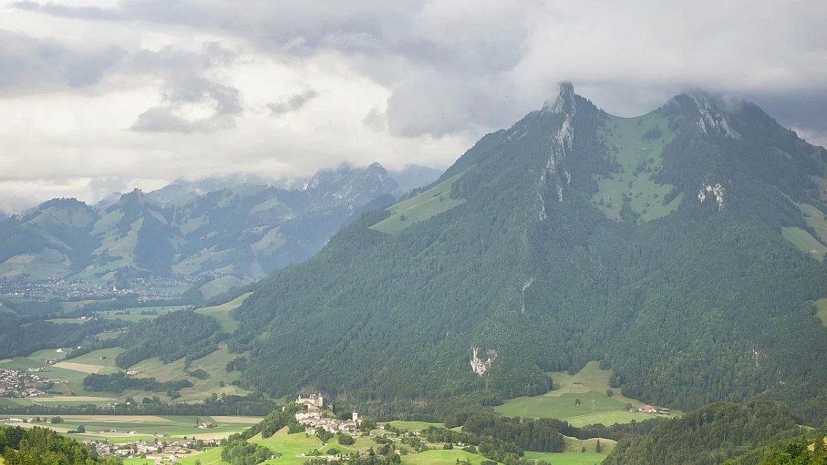 20022025 montagna e valle 20022025 montagna e valle