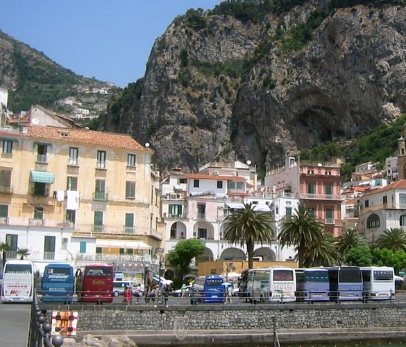 20042016 parcheggio ad Amalfi