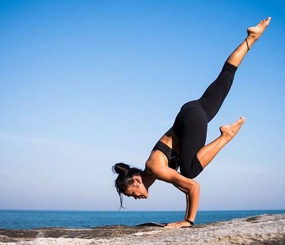 20062019 yoga all aperto