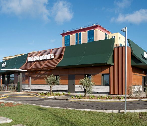 20062022 mcdonalds battipaglia
