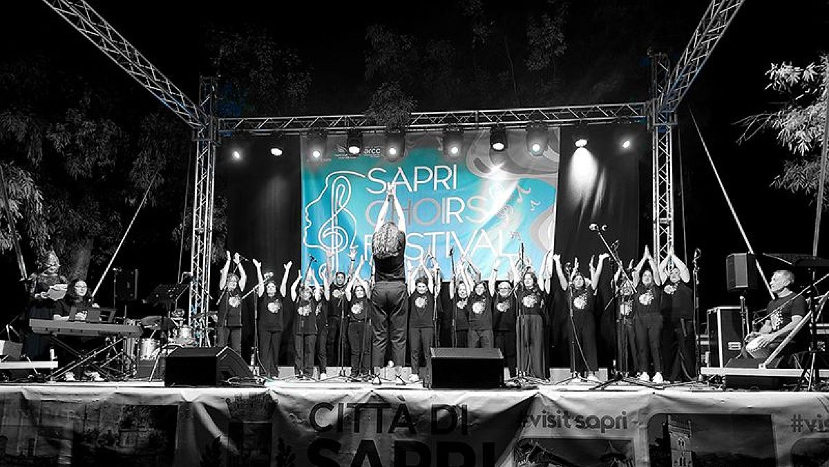 20062025 foto3 coro sui generis