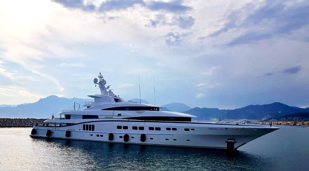 secret al porto di salerno