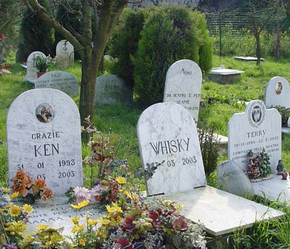 20112017 cimitero cani e gatti