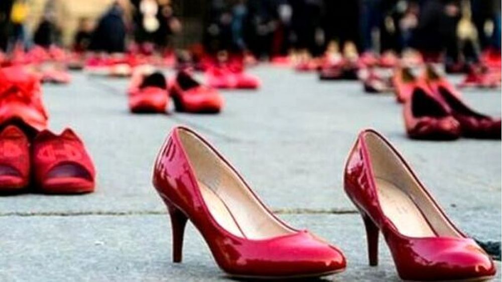 20112021 scarpe rosse violenza sulle donne 2 20112021 scarpe rosse violenza sulle donne 2