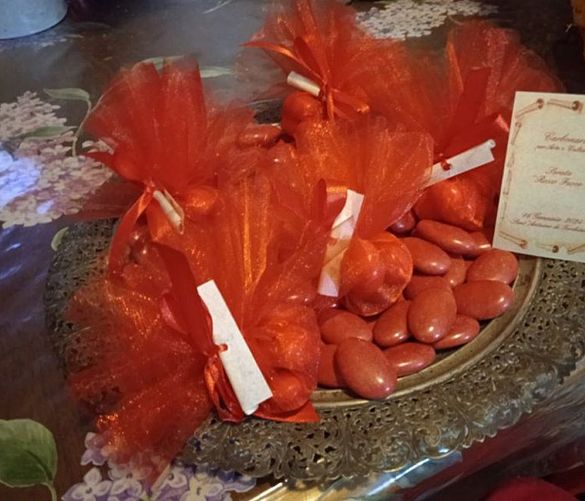 Marisa-Russo foto - 21012024 confetti rossi