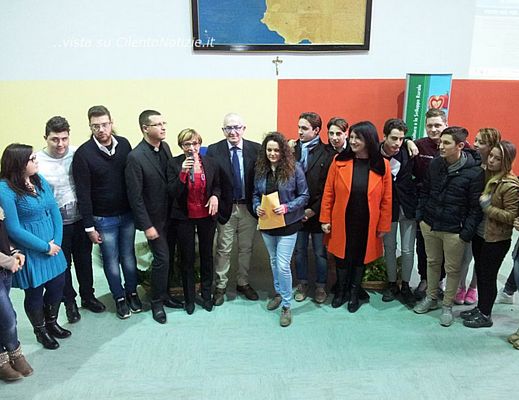 21022014 studenti premiazione