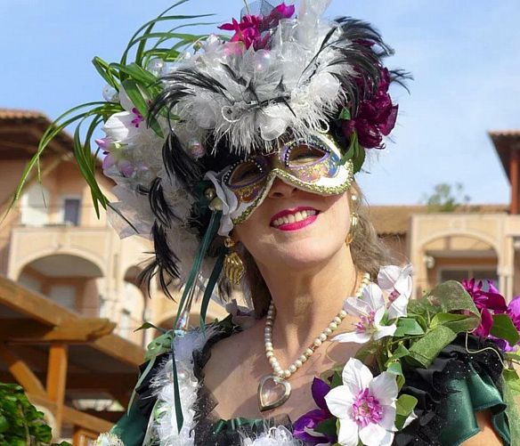 21022020 carnevale in maschera