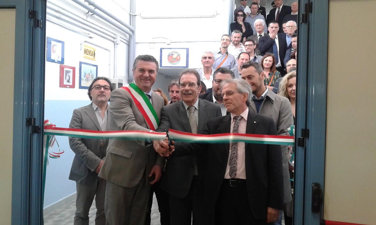 taglio del nastro