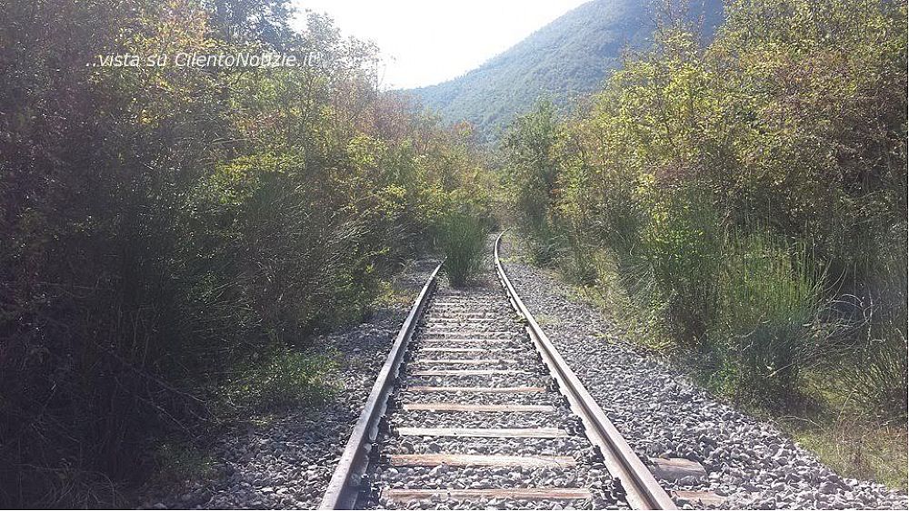 21042017 ferrovia binari sicignano lagonegro