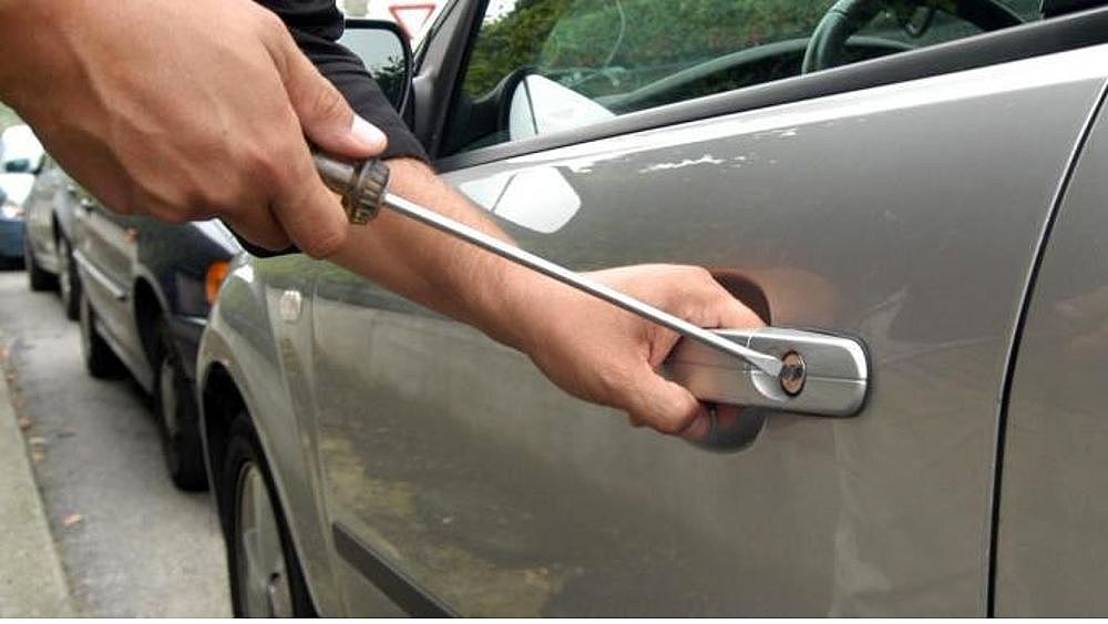 21072016 furti in auto