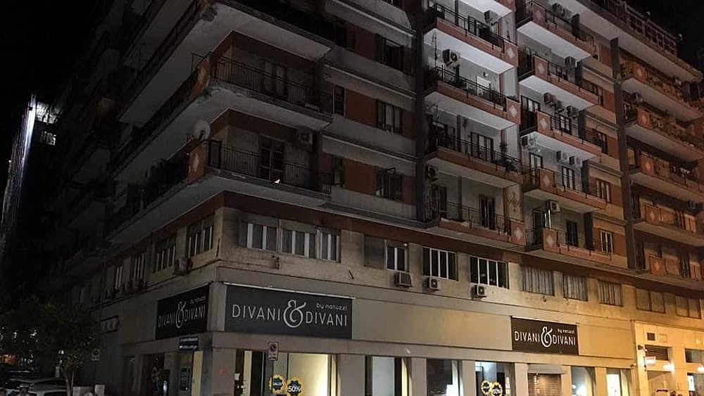 21072019 foto oggetti a terra