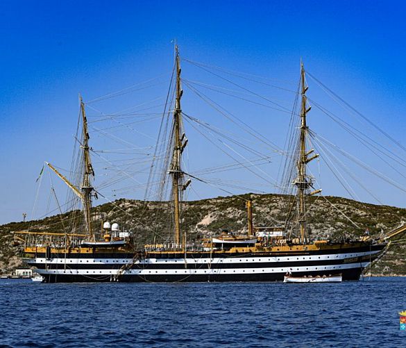21072021 nave amerigo vespucci