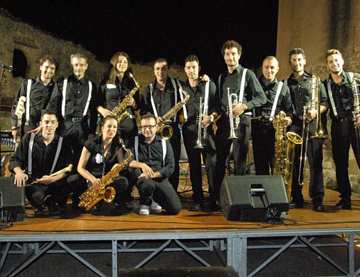 21082014 Small cluster band