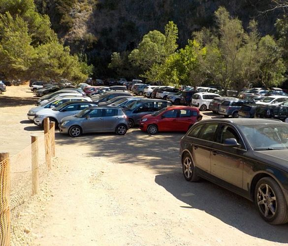 21082020 posteggio auto cala cefalo