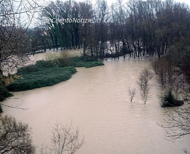 22012014 straripamento bussento sapri 22012014 straripamento bussento sapri