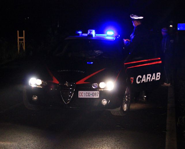 22012015 carabineri notte