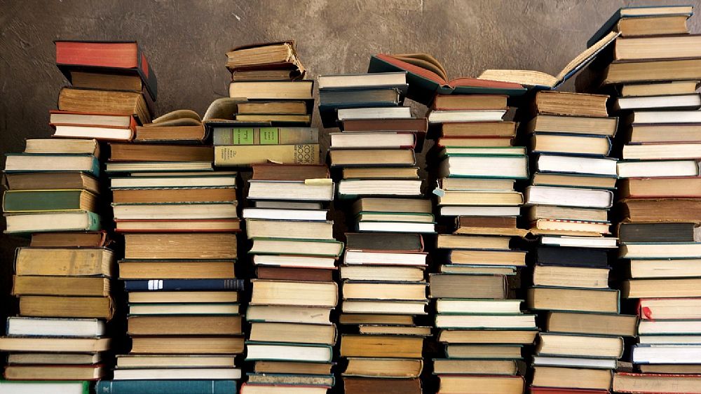 22022016 donazione libri