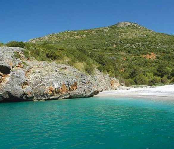 22022017 spiaggia cala bianca camerota