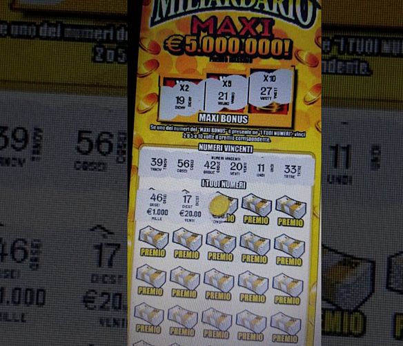 22022018 miliardario maxi