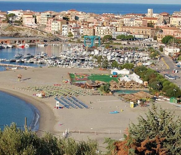 22022018 spiaggia marina di camerota