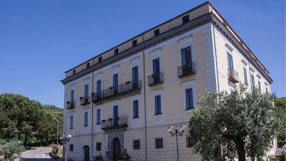 22062020 palazzo cagnano laureana cilento