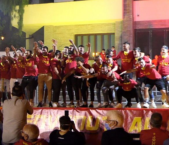 22062020 polisportiva s maria festeggia in piazza