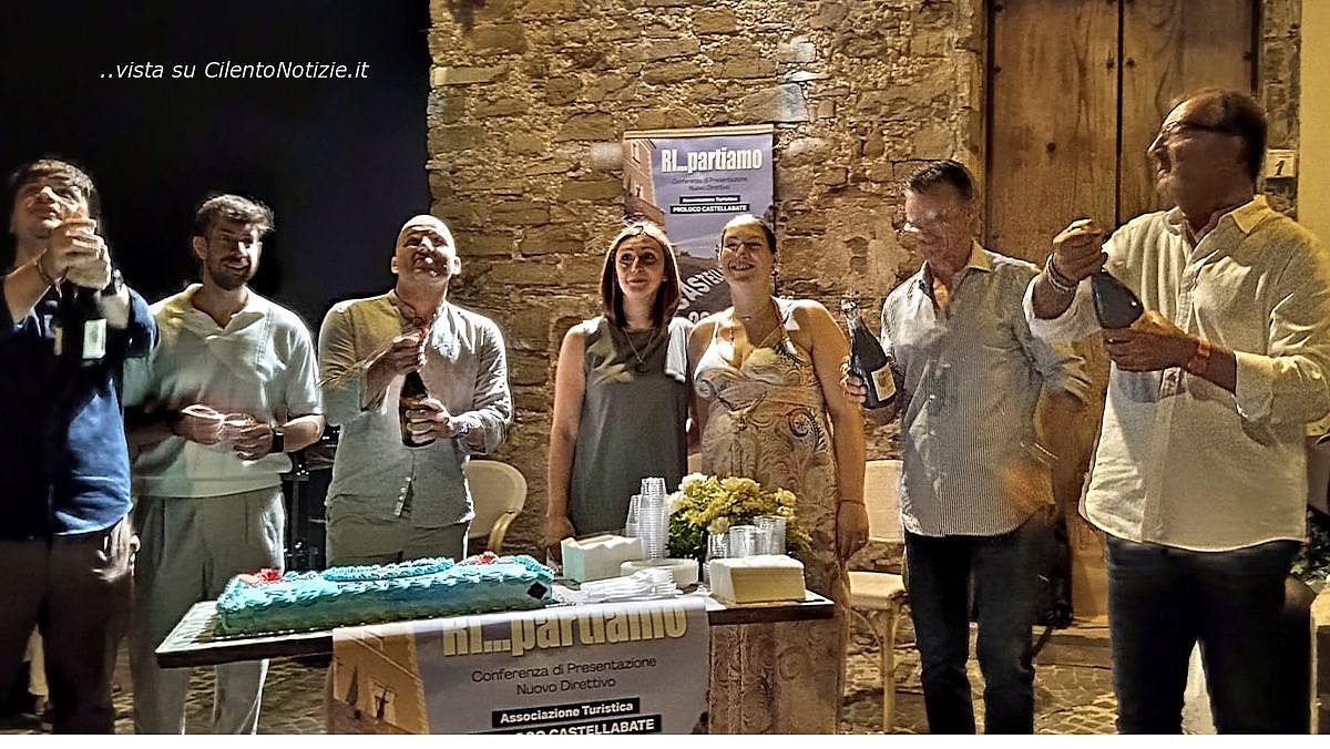 22072025 direttivo pro loco castellabate 22072025 direttivo pro loco castellabate