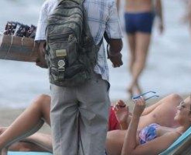 22082013 venditori ambulanti abusivi