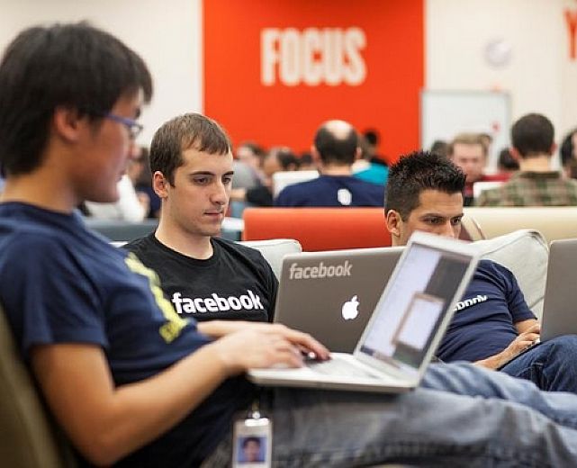 22102013 giovani al pc 22102013 giovani al pc