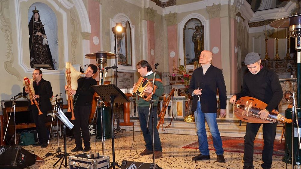 23012017 peppe servillo e zampognari