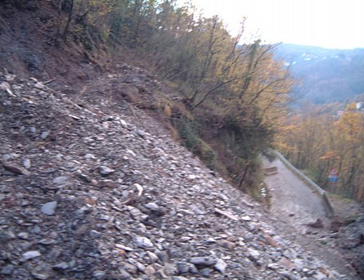 23042013 frane nel cilento